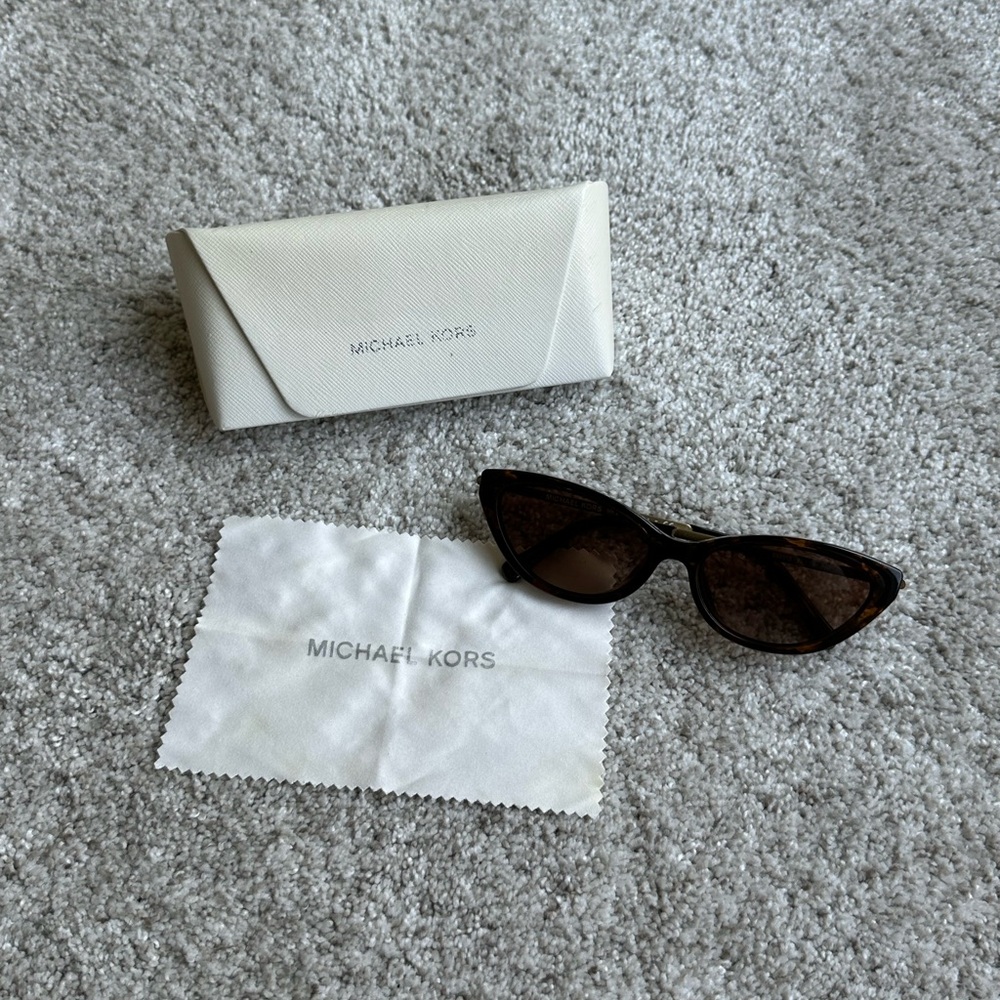 Michael Kors Black and Brown Sunglasses Sleek Design